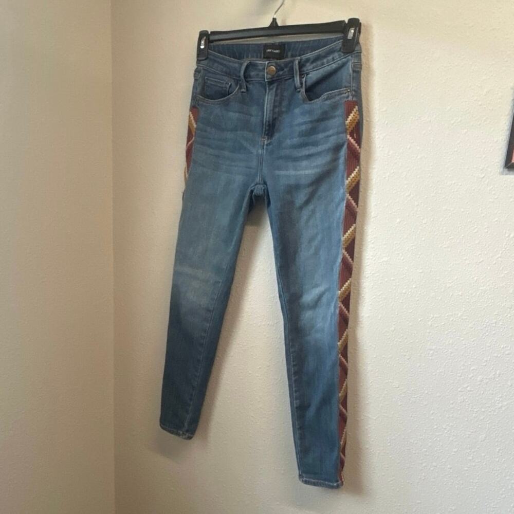 Driftwood Jackie Embroidered aztec High-Rise Jeans size 26